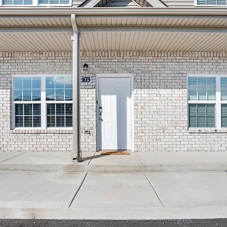 Make Lemonade In Luxury W King Bed And Free Parking Plus 40 Minutes To Nashville Clarksville Exterior foto