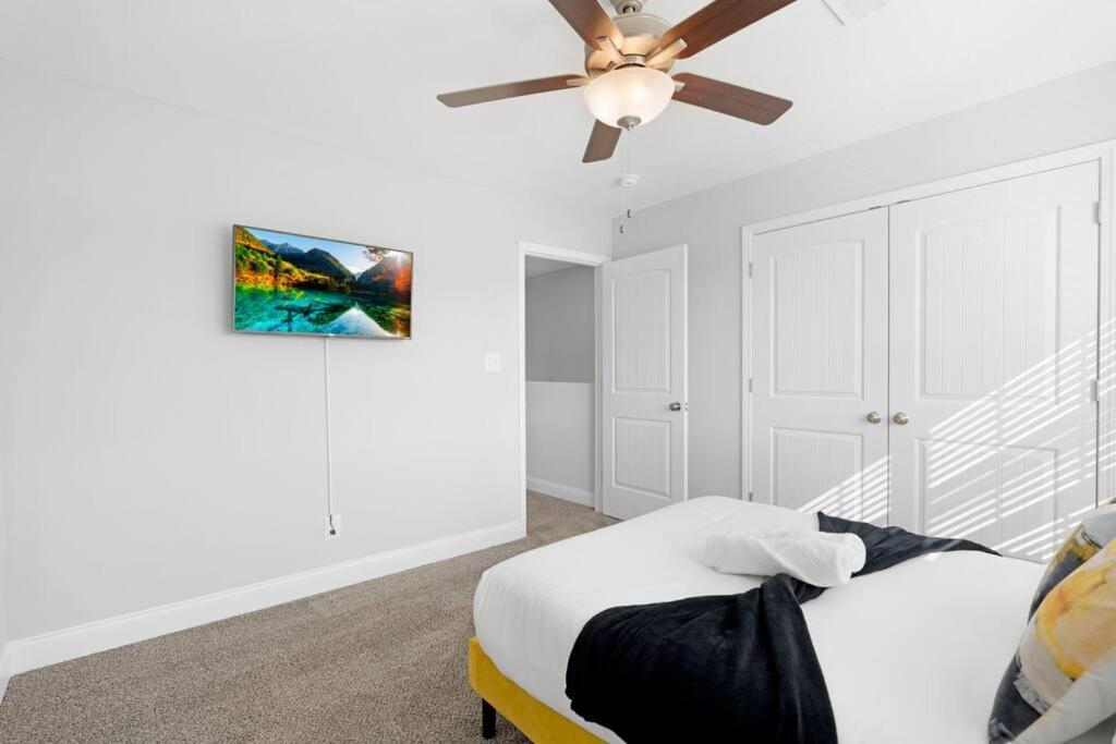Make Lemonade In Luxury W King Bed And Free Parking Plus 40 Minutes To Nashville Clarksville Exterior foto