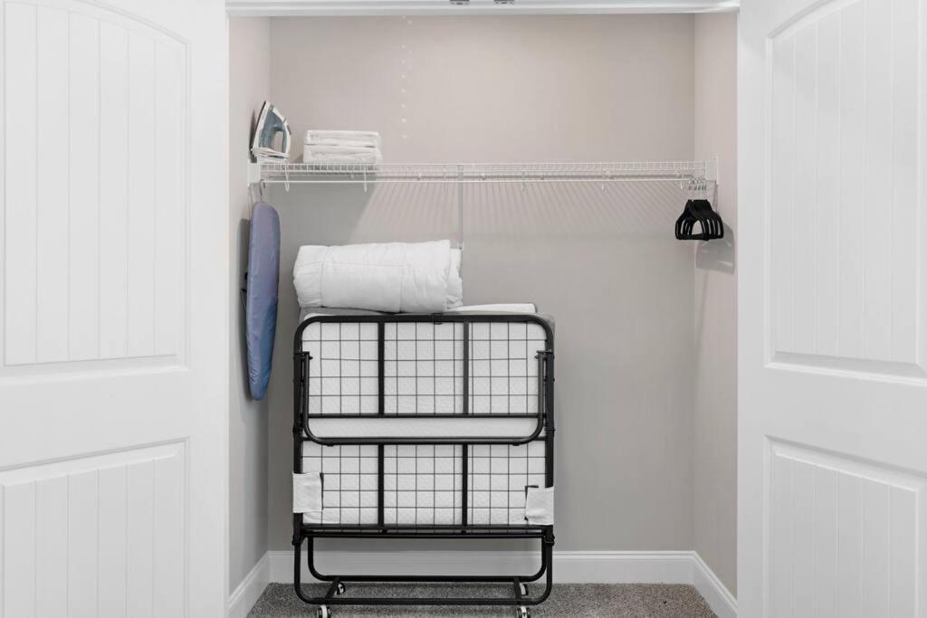Make Lemonade In Luxury W King Bed And Free Parking Plus 40 Minutes To Nashville Clarksville Exterior foto